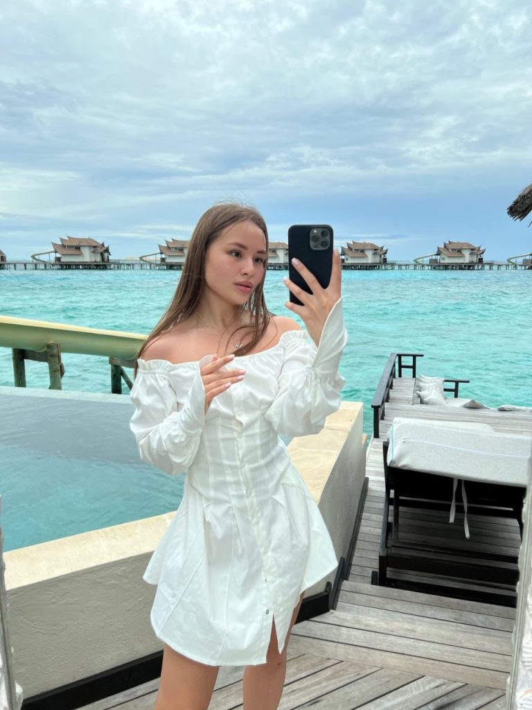 Эскортница Кристина