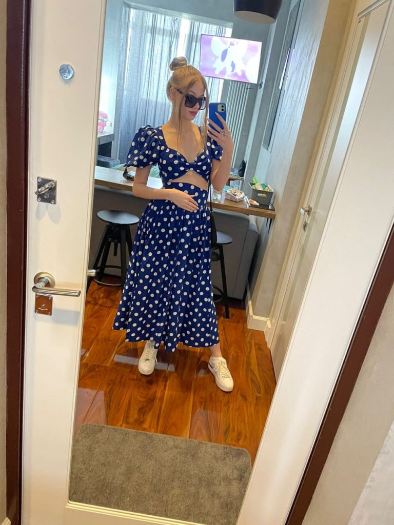 Эскортница Рузанна в Москве