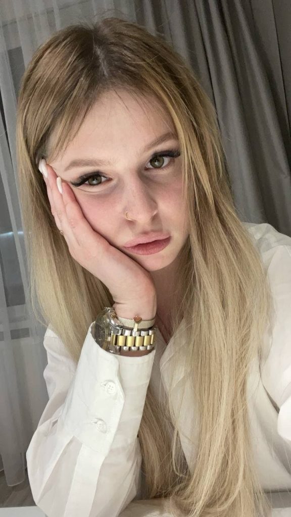 Эскорт модель Бетти